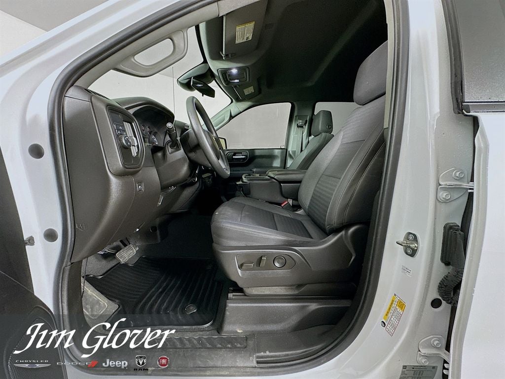 2022 Chevrolet Silverado 1500 2WD Crew Cab Short Bed Custom