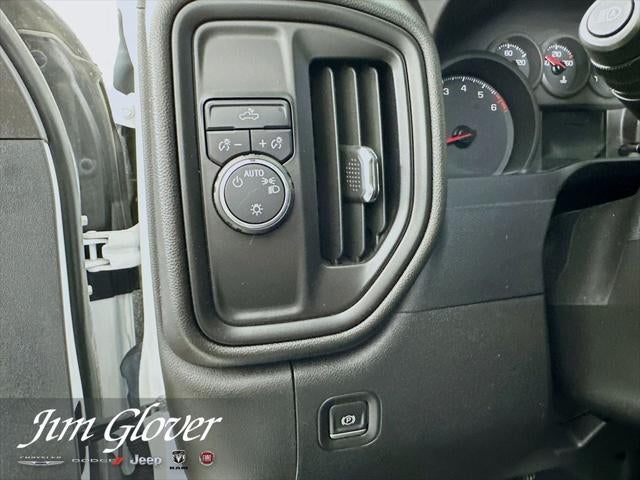 2022 Chevrolet Silverado 1500 2WD Crew Cab Short Bed Custom