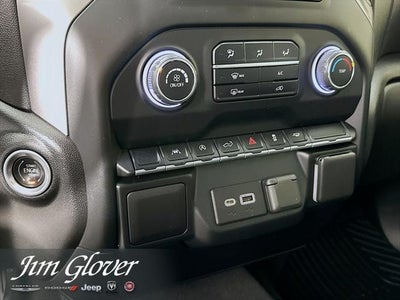 2022 Chevrolet Silverado 1500 2WD Crew Cab Short Bed Custom