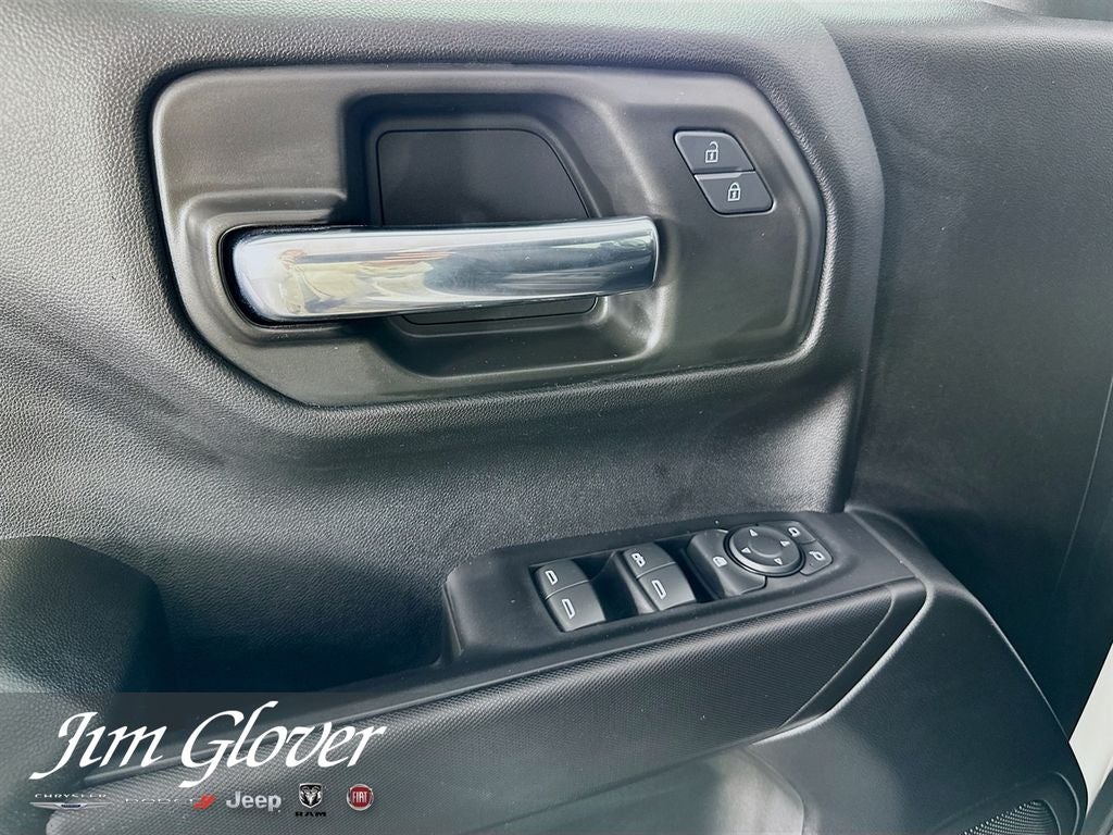 2024 Chevrolet Silverado 1500 4WD Crew Cab Short Bed Custom