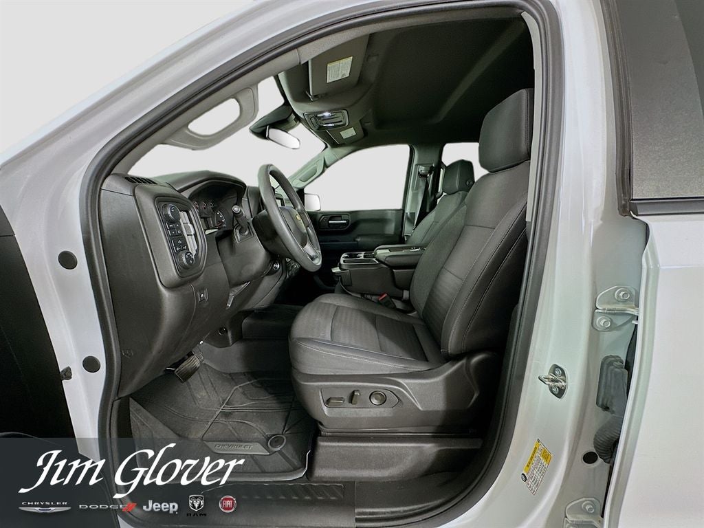 2024 Chevrolet Silverado 1500 4WD Crew Cab Short Bed Custom