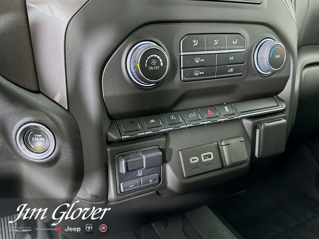 2024 Chevrolet Silverado 1500 4WD Crew Cab Short Bed Custom