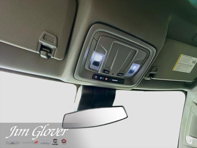 2024 Chevrolet Silverado 1500 4WD Crew Cab Short Bed Custom