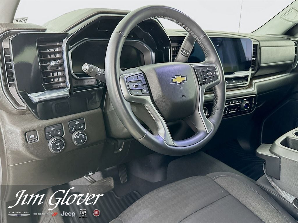 2024 Chevrolet Silverado 1500 4WD Crew Cab Short Bed LT with 2FL