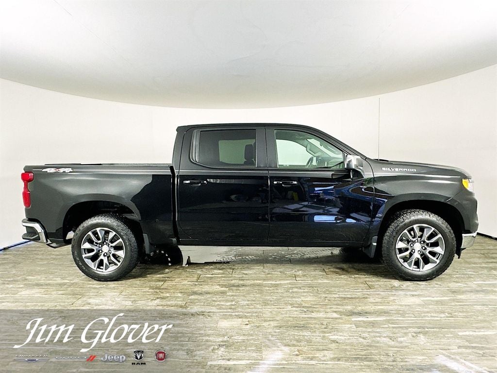 2024 Chevrolet Silverado 1500 4WD Crew Cab Short Bed LT with 2FL