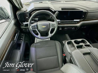 2024 Chevrolet Silverado 1500 4WD Crew Cab Short Bed LT with 2FL