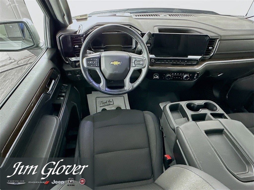 2024 Chevrolet Silverado 1500 4WD Crew Cab Short Bed LT with 2FL