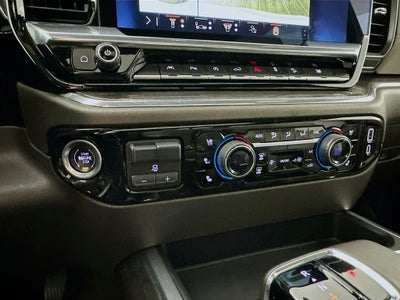 2025 Chevrolet Silverado 1500 4WD Crew Cab Short Bed LTZ