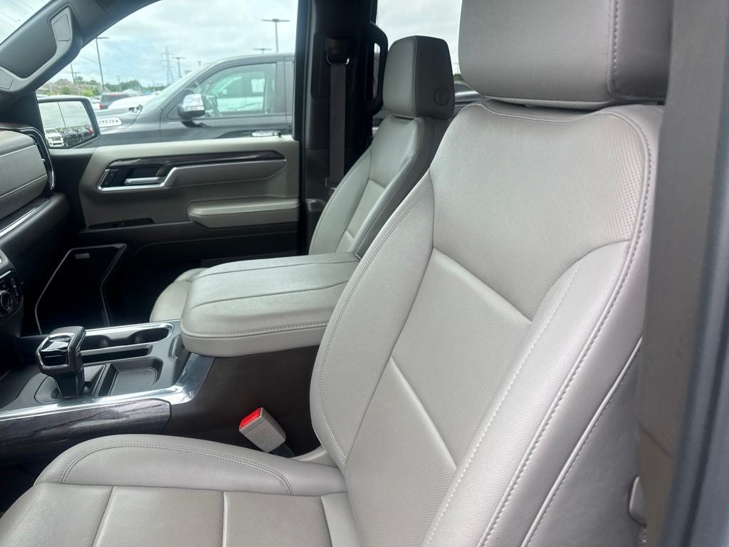 2025 Chevrolet Silverado 1500 4WD Crew Cab Short Bed LTZ