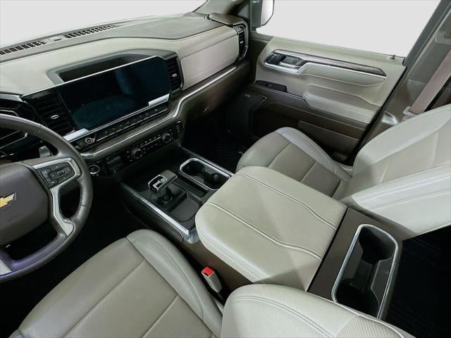 2025 Chevrolet Silverado 1500 4WD Crew Cab Short Bed LTZ