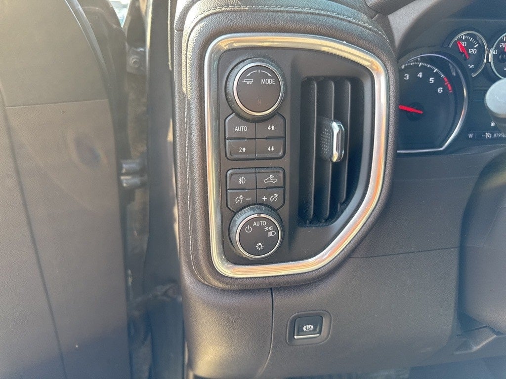 2020 Chevrolet Silverado 1500 4WD Crew Cab Short Bed RST