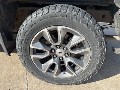 2020 Chevrolet Silverado 1500 4WD Crew Cab Short Bed RST