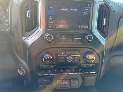 2020 Chevrolet Silverado 1500 4WD Crew Cab Short Bed RST