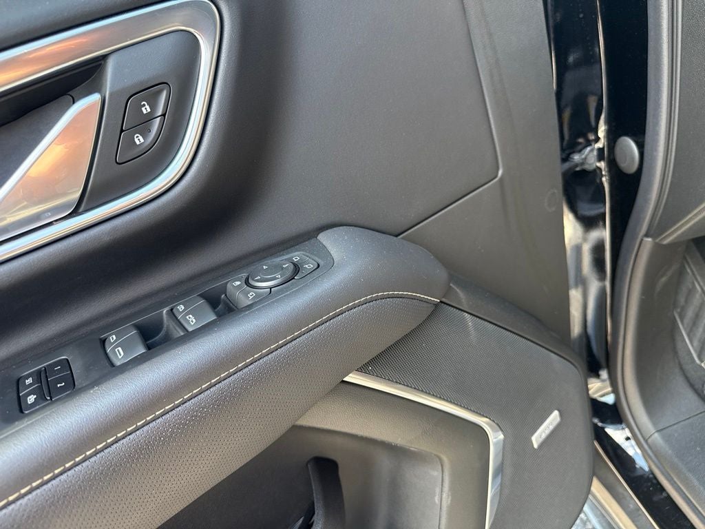 2022 GMC Yukon 4WD SLT