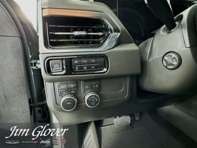 2025 GMC Yukon 4WD Denali