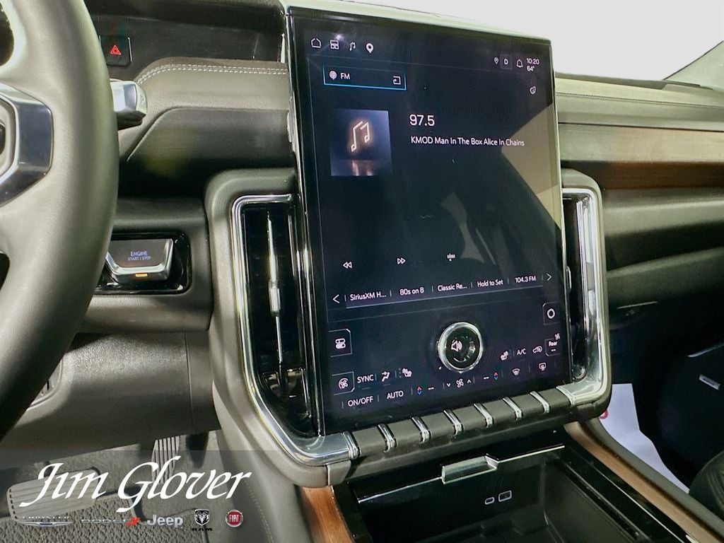 2025 GMC Yukon 4WD Denali