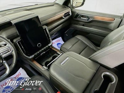 2025 GMC Yukon 4WD Denali