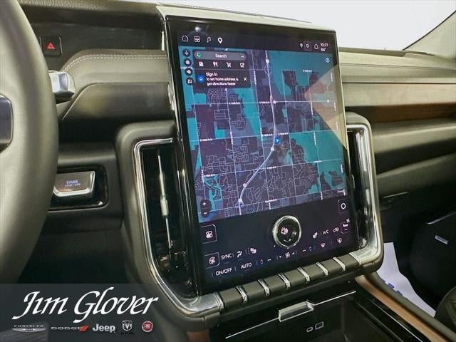 2025 GMC Yukon 4WD Denali
