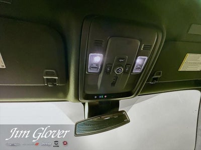 2025 GMC Yukon 4WD Denali