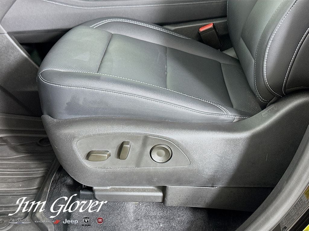 2024 Chevrolet Traverse FWD LT