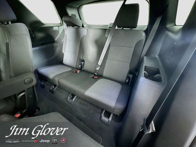 2023 Chevrolet Traverse FWD LT Cloth