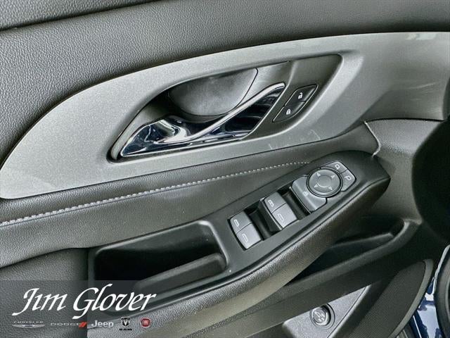 2023 Chevrolet Traverse FWD LT Cloth