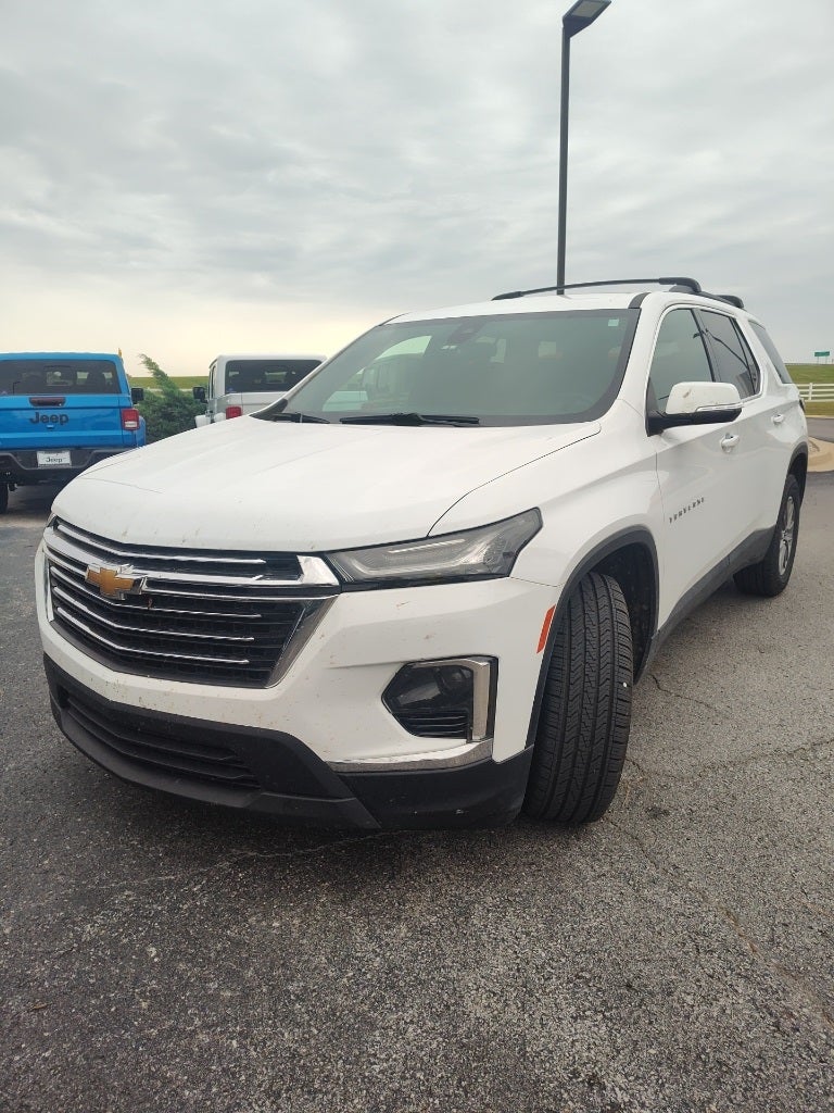 2023 Chevrolet Traverse FWD LT Cloth