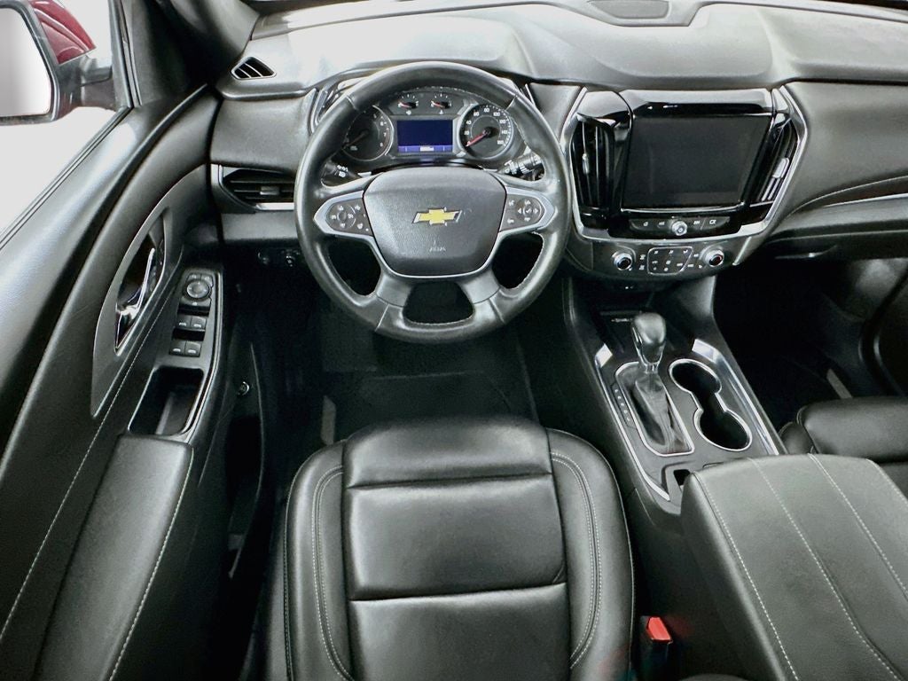 2023 Chevrolet Traverse AWD LT Leather