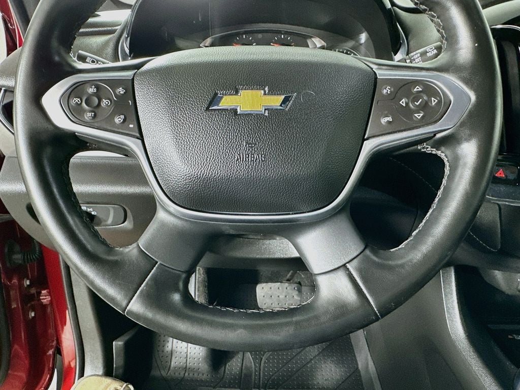 2023 Chevrolet Traverse AWD LT Leather
