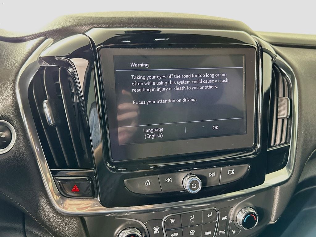 2023 Chevrolet Traverse AWD LT Leather
