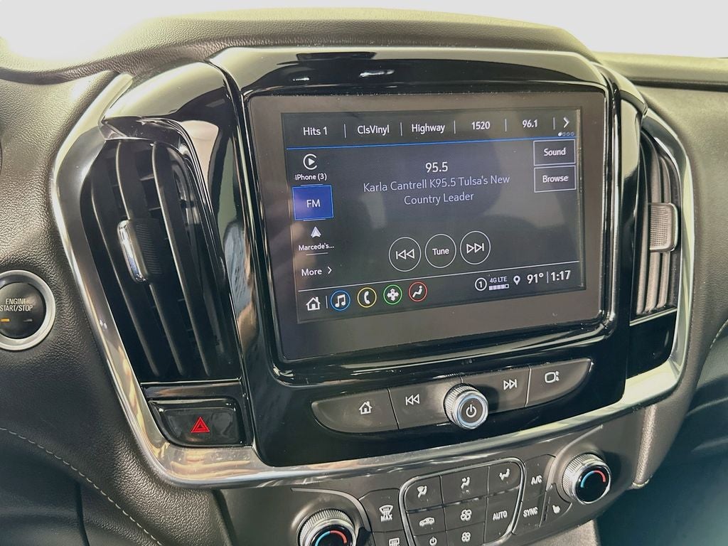 2023 Chevrolet Traverse AWD LT Leather