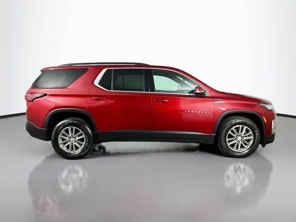 2023 Chevrolet Traverse AWD LT Leather