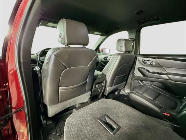 2023 Chevrolet Traverse AWD LT Leather