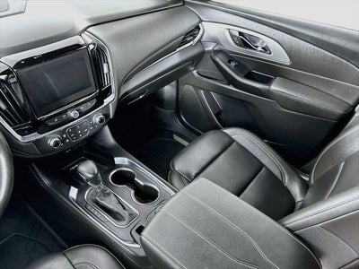 2023 Chevrolet Traverse AWD LT Leather