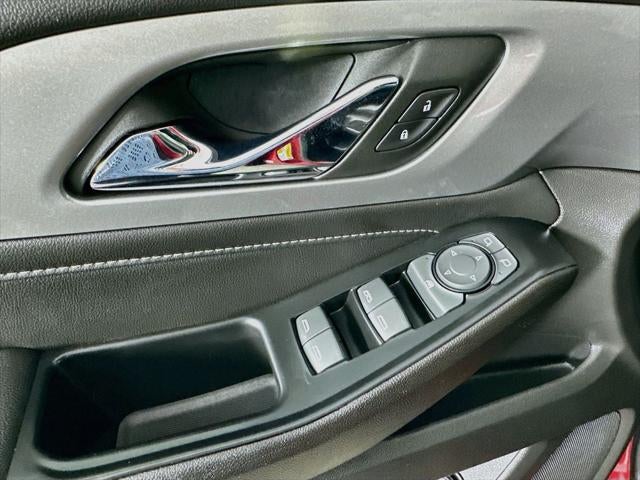 2023 Chevrolet Traverse AWD LT Leather