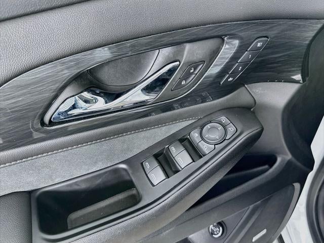 2023 Chevrolet Traverse AWD High Country
