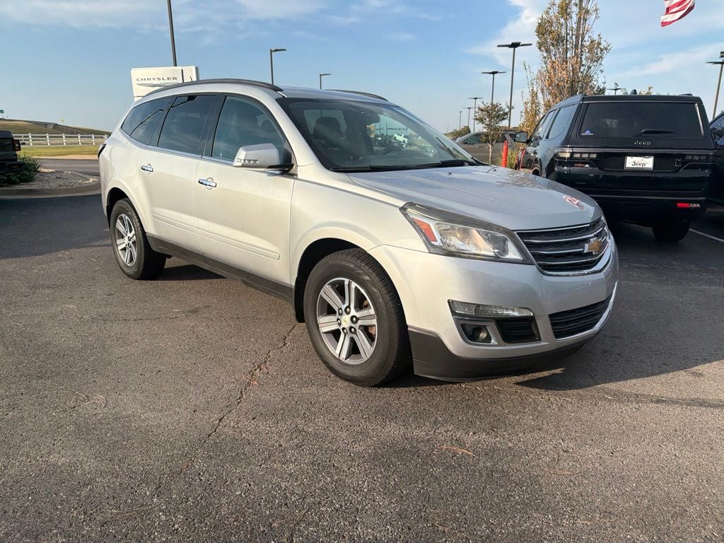 2017 Chevrolet Traverse 2LT