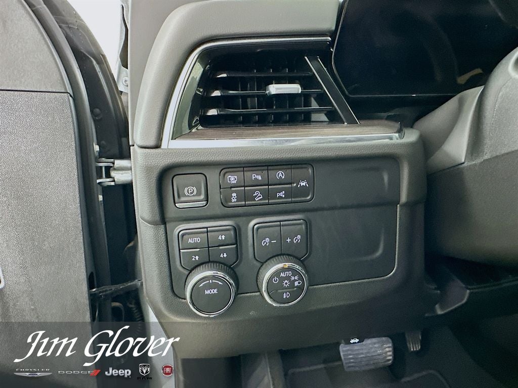 2025 Chevrolet Suburban 4WD Z71
