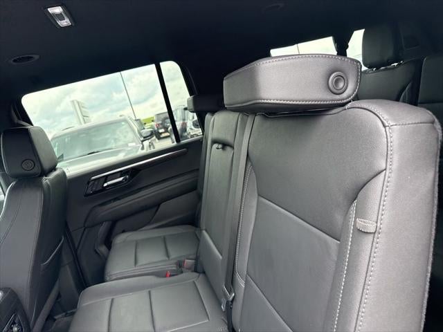 2025 Chevrolet Suburban 4WD Z71