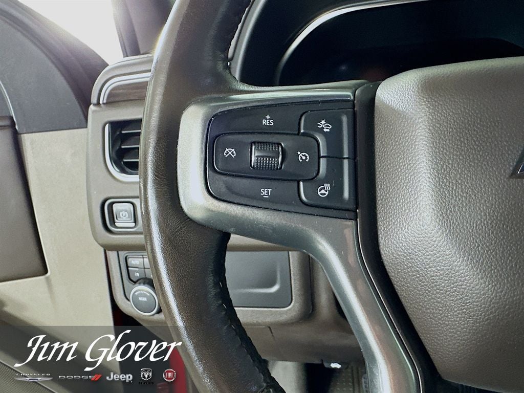 2022 Chevrolet Suburban 4WD LT