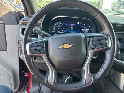 2022 Chevrolet Suburban 4WD LT