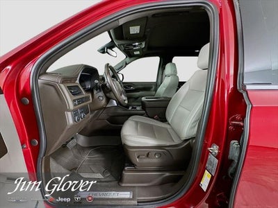 2022 Chevrolet Suburban 4WD LT