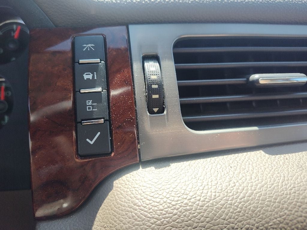 2011 Chevrolet Suburban 1500 LT1