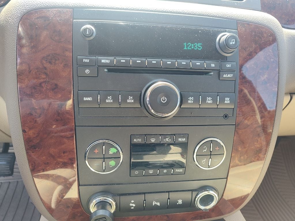 2011 Chevrolet Suburban 1500 LT1