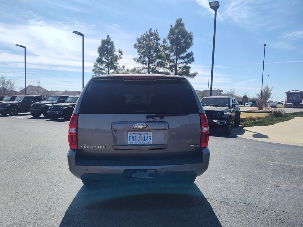 2011 Chevrolet Suburban 1500 LT1