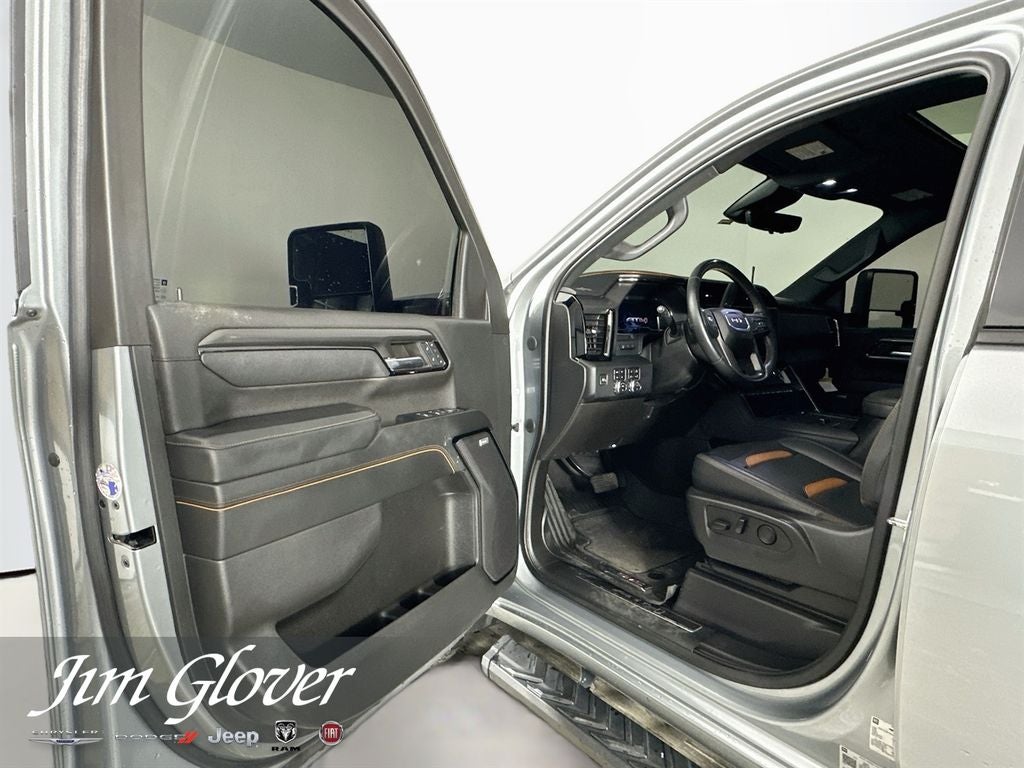 2024 GMC Sierra 2500HD 4WD Crew Cab Standard Bed AT4