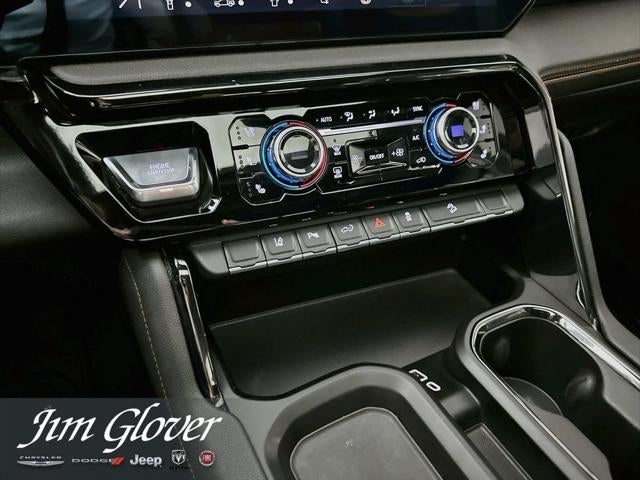 2024 GMC Sierra 2500HD 4WD Crew Cab Standard Bed AT4