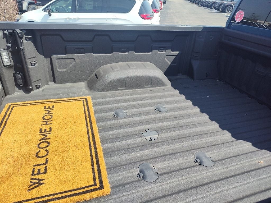 2024 GMC Sierra 2500HD 4WD Crew Cab Standard Bed Denali