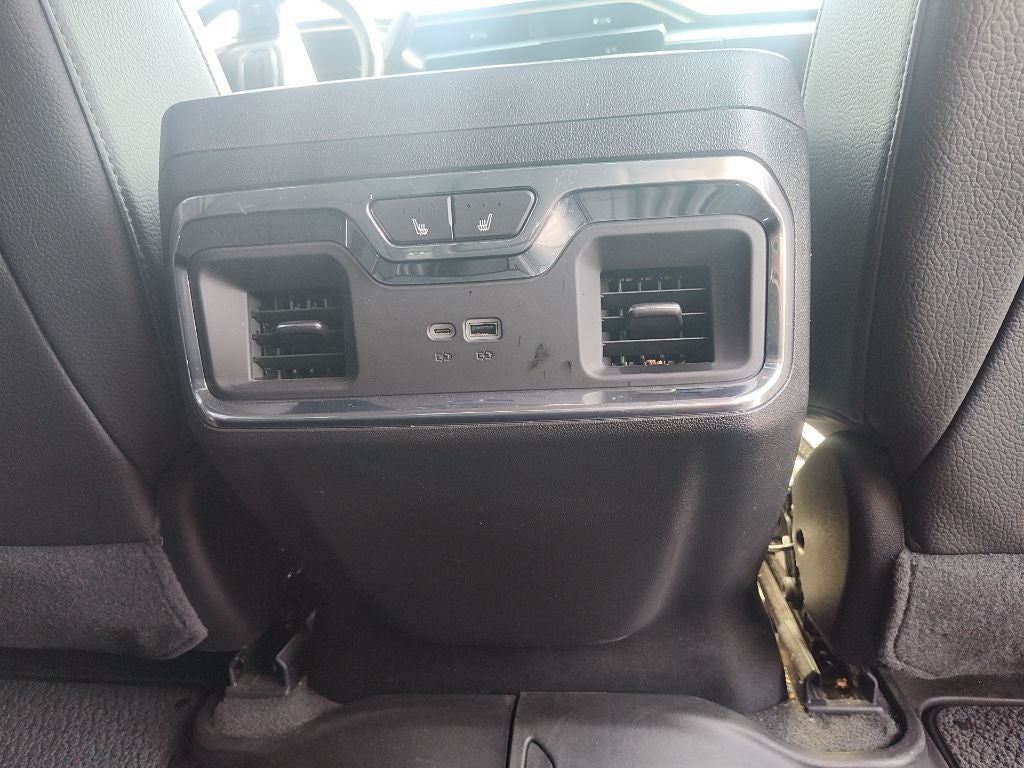 2024 GMC Sierra 2500HD 4WD Crew Cab Standard Bed Denali