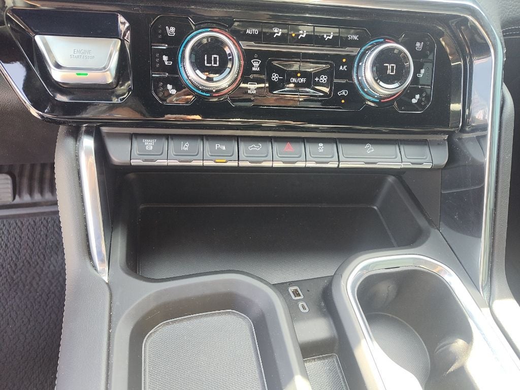 2024 GMC Sierra 2500HD 4WD Crew Cab Standard Bed Denali